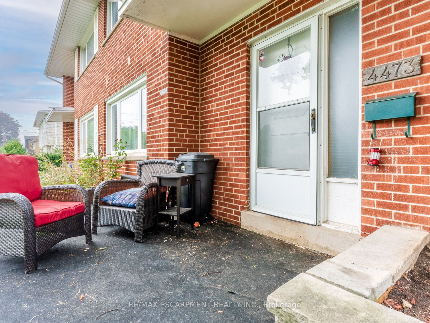 Listing Image 2