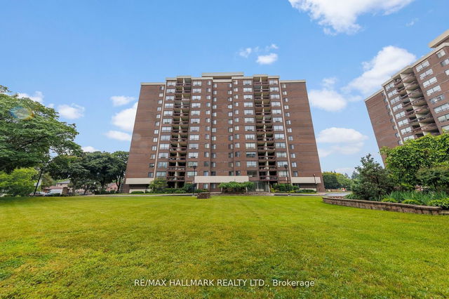 702 - 2542 Argyle Road