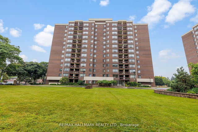 702 - 2542 Argyle Road