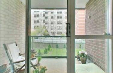 201 - 17 Michael Power Pl, Toronto, M9A5G5 | Image 3