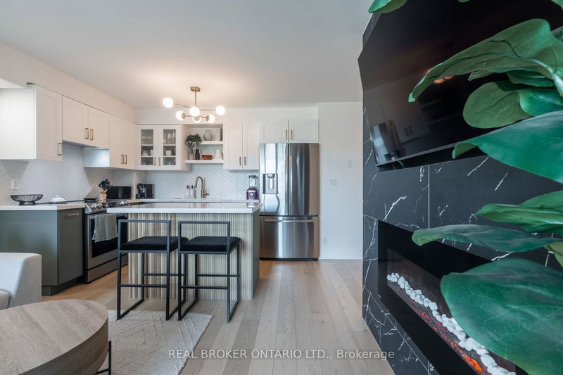 501 - 80 Esther Lorrie Dr, Toronto, M9W 0C6 | Image 2