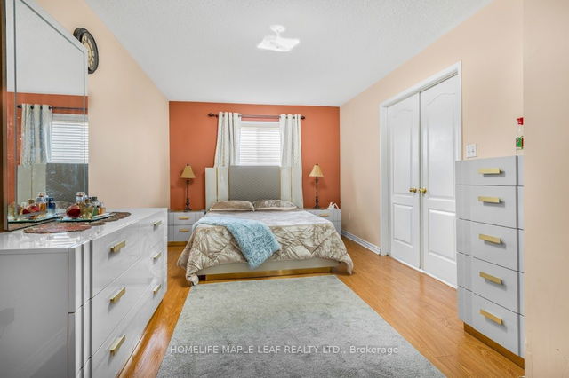 55 Feather Reed Way