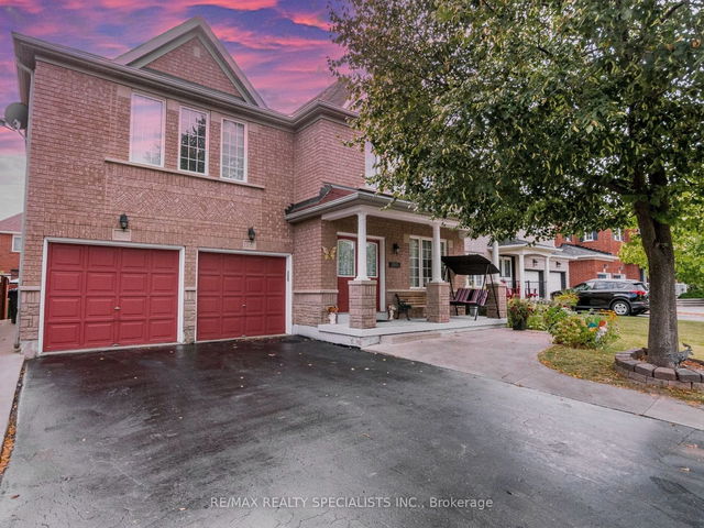 96 Brisdale Drive