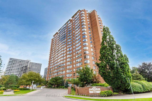 1704 - 1270 Maple Crossing Boulevard