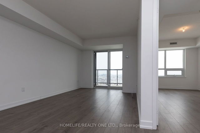 2505 - 1410 Dupont Street