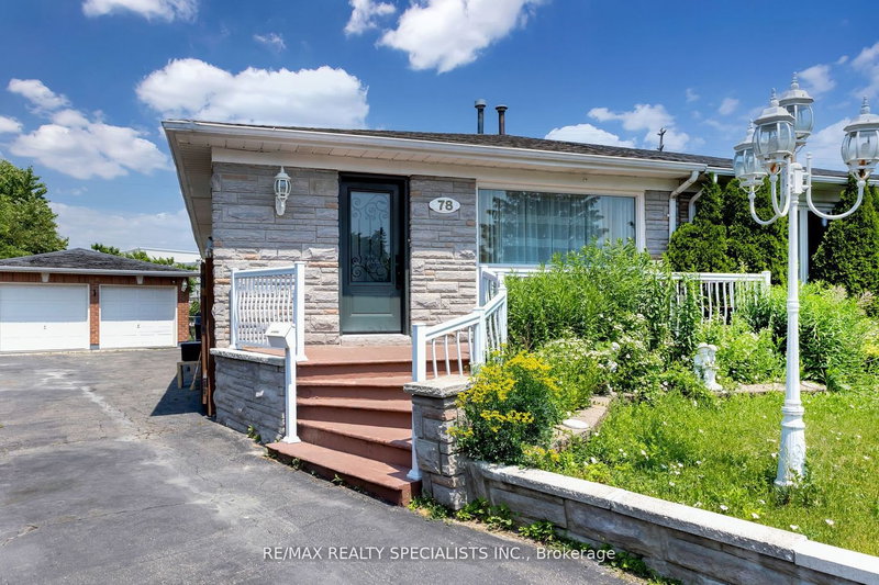 78 Northwood Dr, Brampton, L6X 2L2 | Image 2