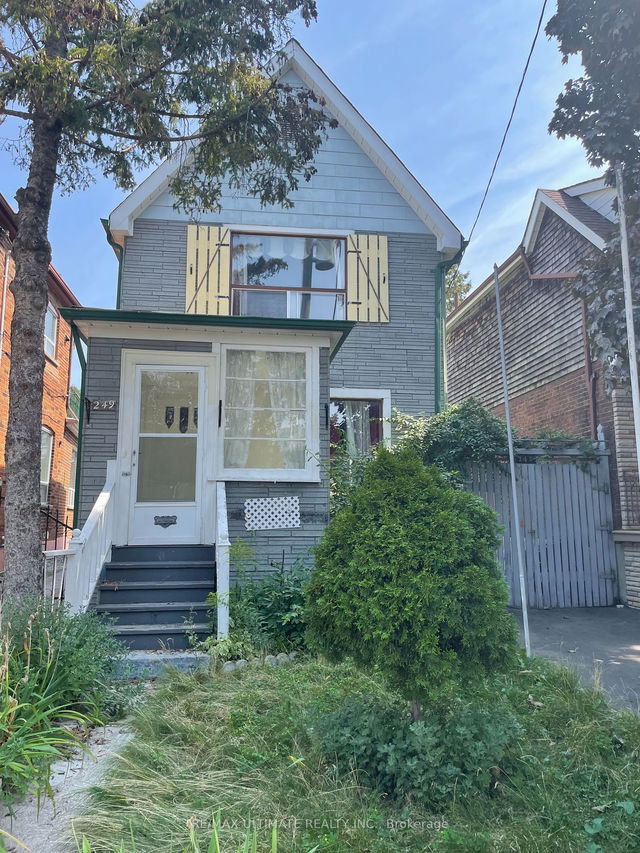 249 Silverthorn Avenue