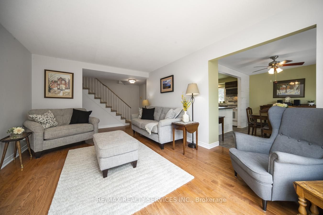 Listing Image 7