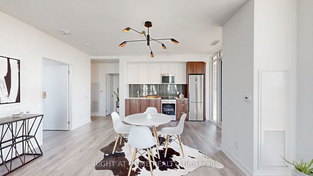 1106 - 1787 St Clair Avenue