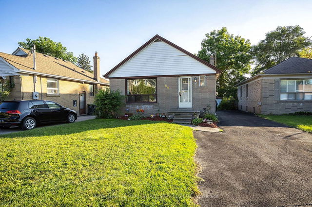 64 Wesley Avenue