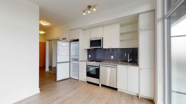 308 - 50 George Butchart Drive
