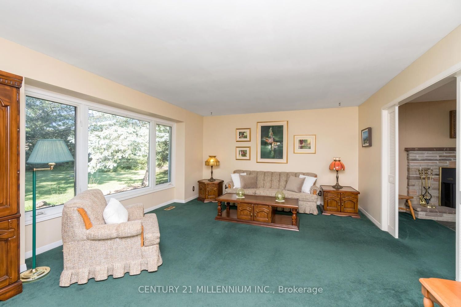 Listing Image 7