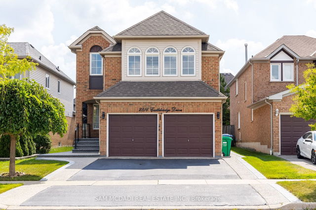 2816 Castlebridge Drive