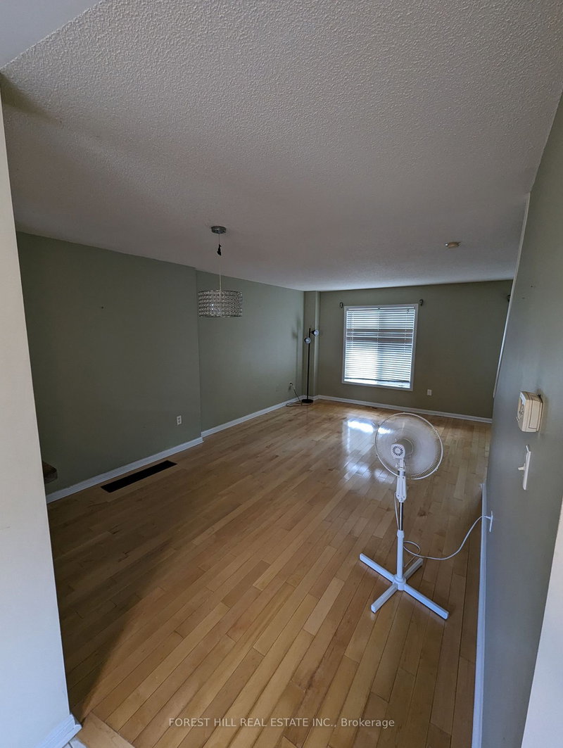 18 - 1525 South Parade Crt, Mississauga, L5M 6E9 | Image 3