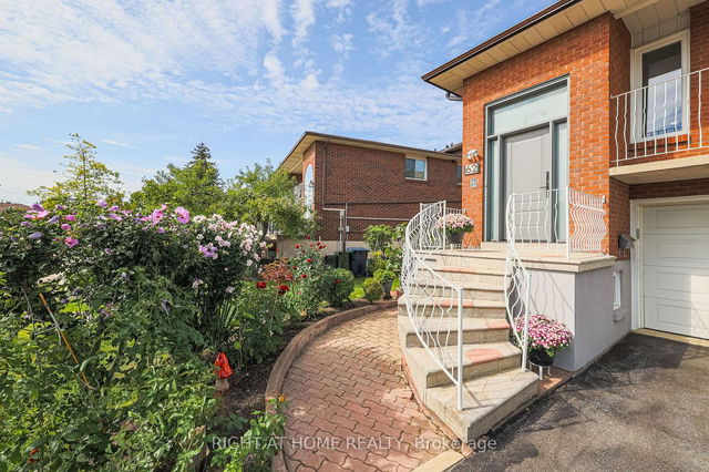 62 Benjamin Boake Trail