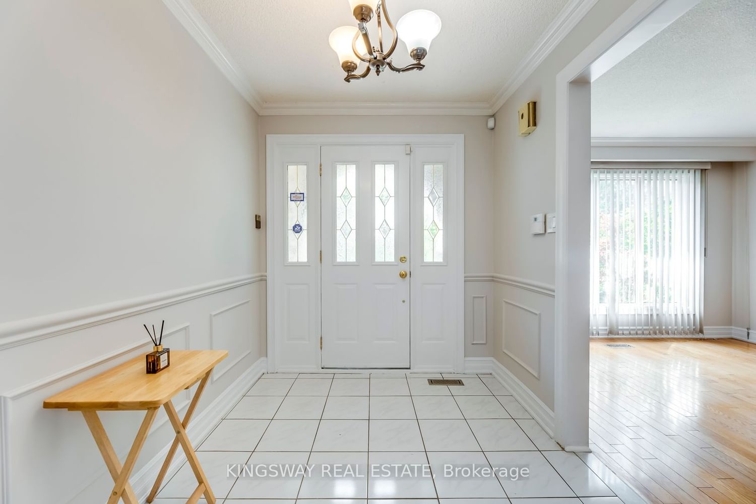 Listing Image 3