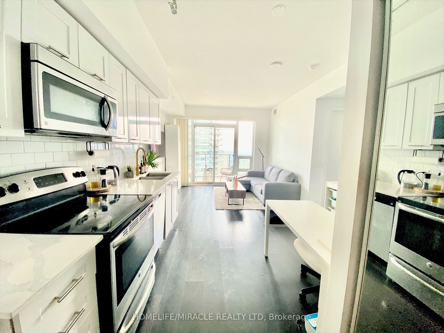 Listing Image 7