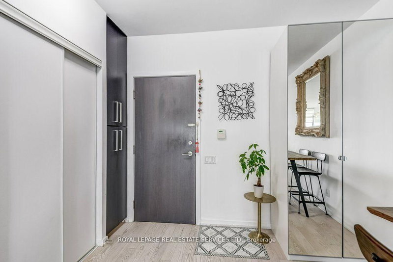 1915 - 103 The Queensway N/A, Toronto, M6S 5B5 | Image 3