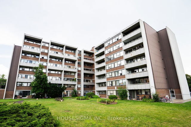 712 - 2121 Roche Court