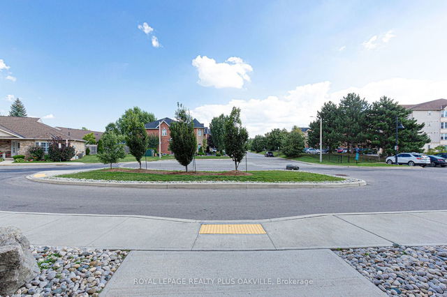 224 - 4040 Upper Middle Road