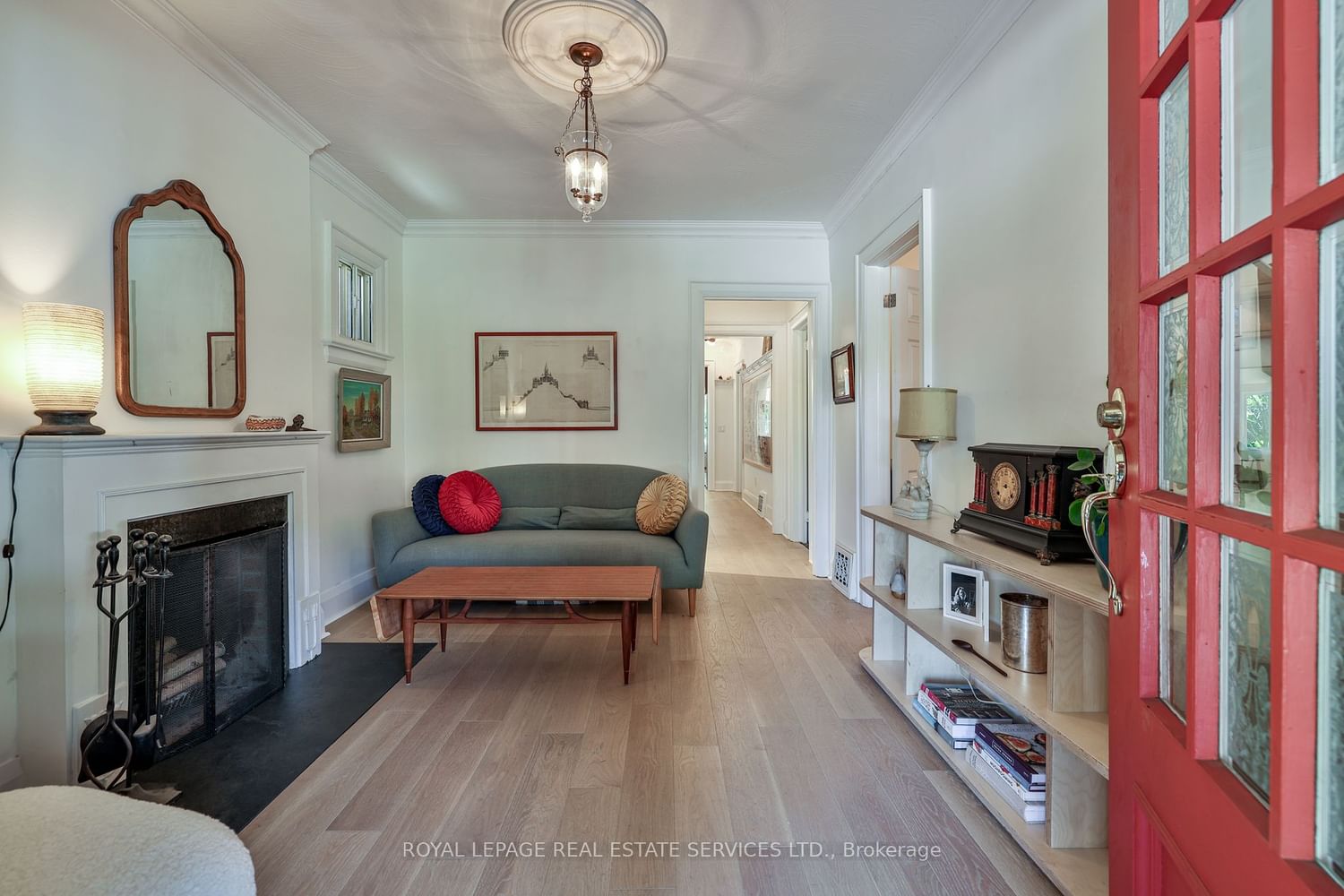 Listing Image 7