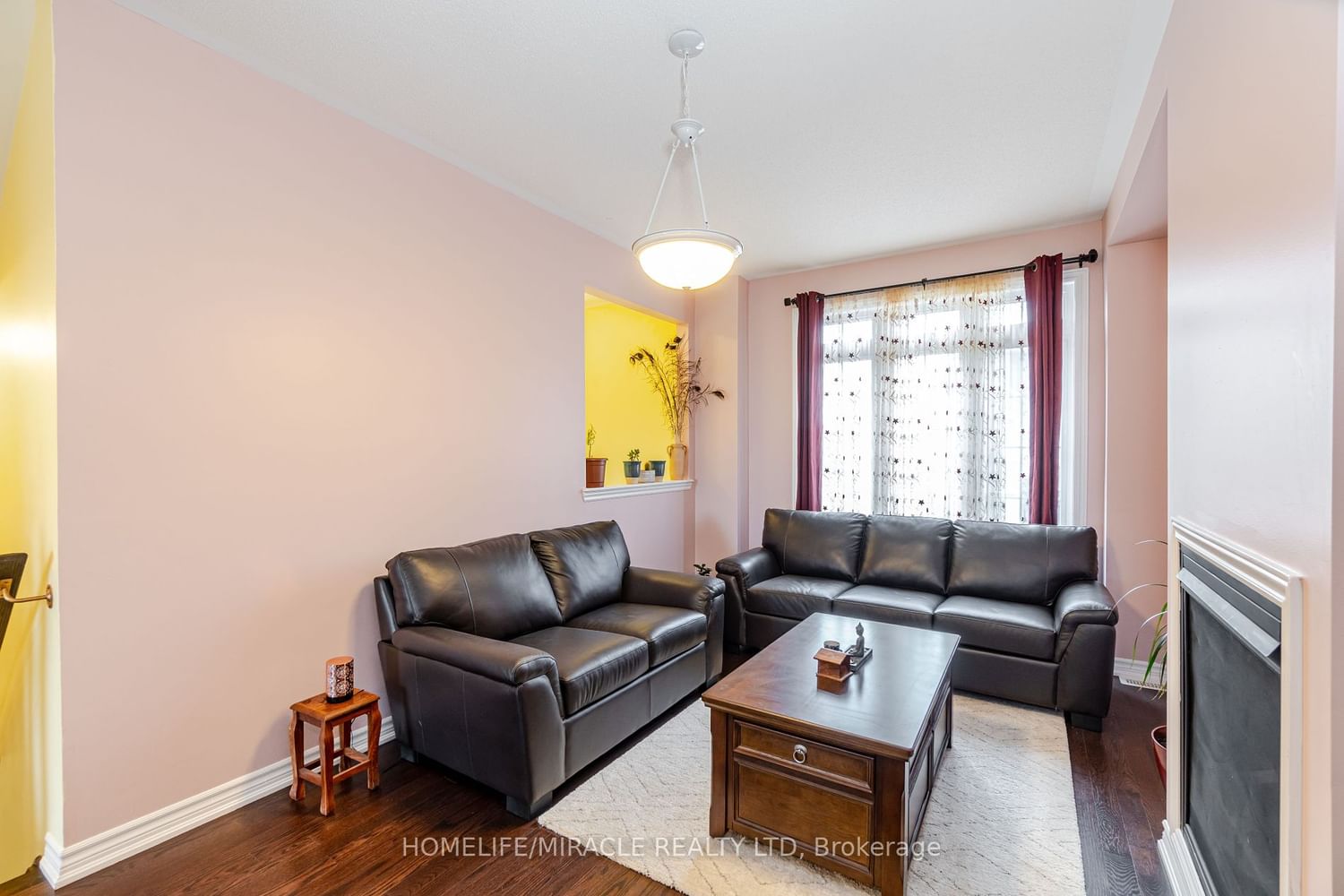 Listing Image 7