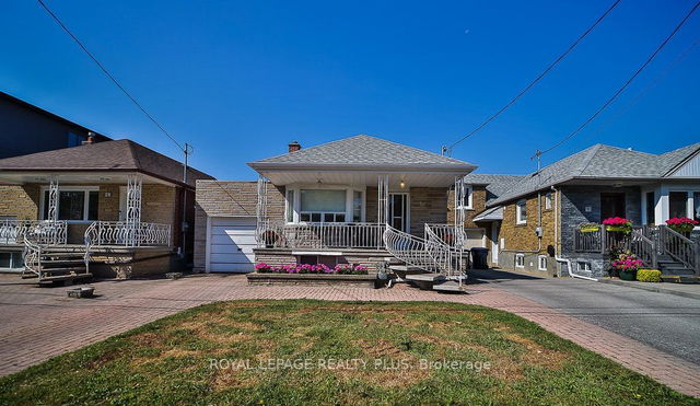 30 Danesbury Avenue