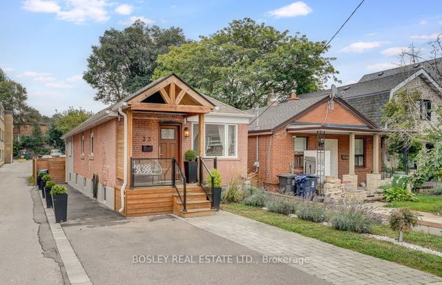 33 Rockcliffe Boulevard