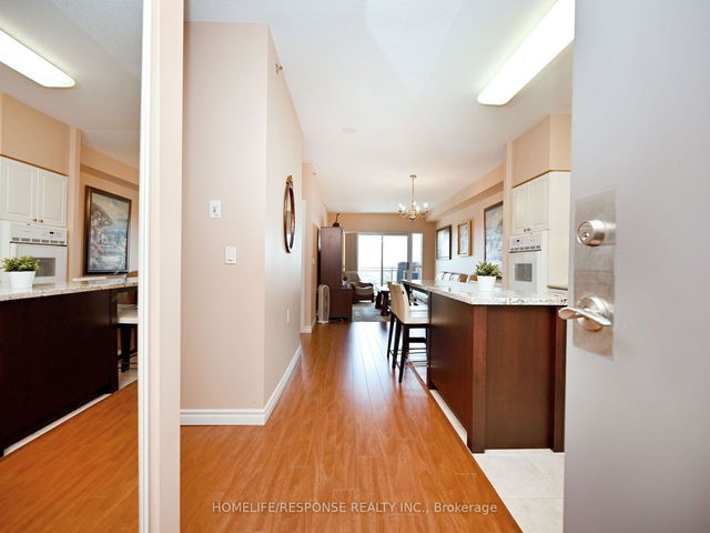 1107 - 810 Scollard Court