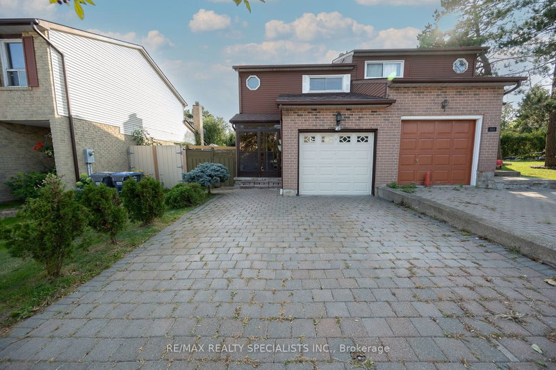 2602 Hemus Sq, Mississauga, L5C 3X4 | Image 3