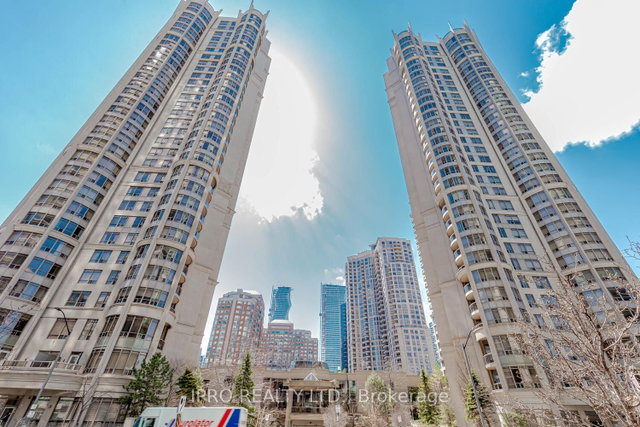 315 - 3880 Duke Of York Boulevard
