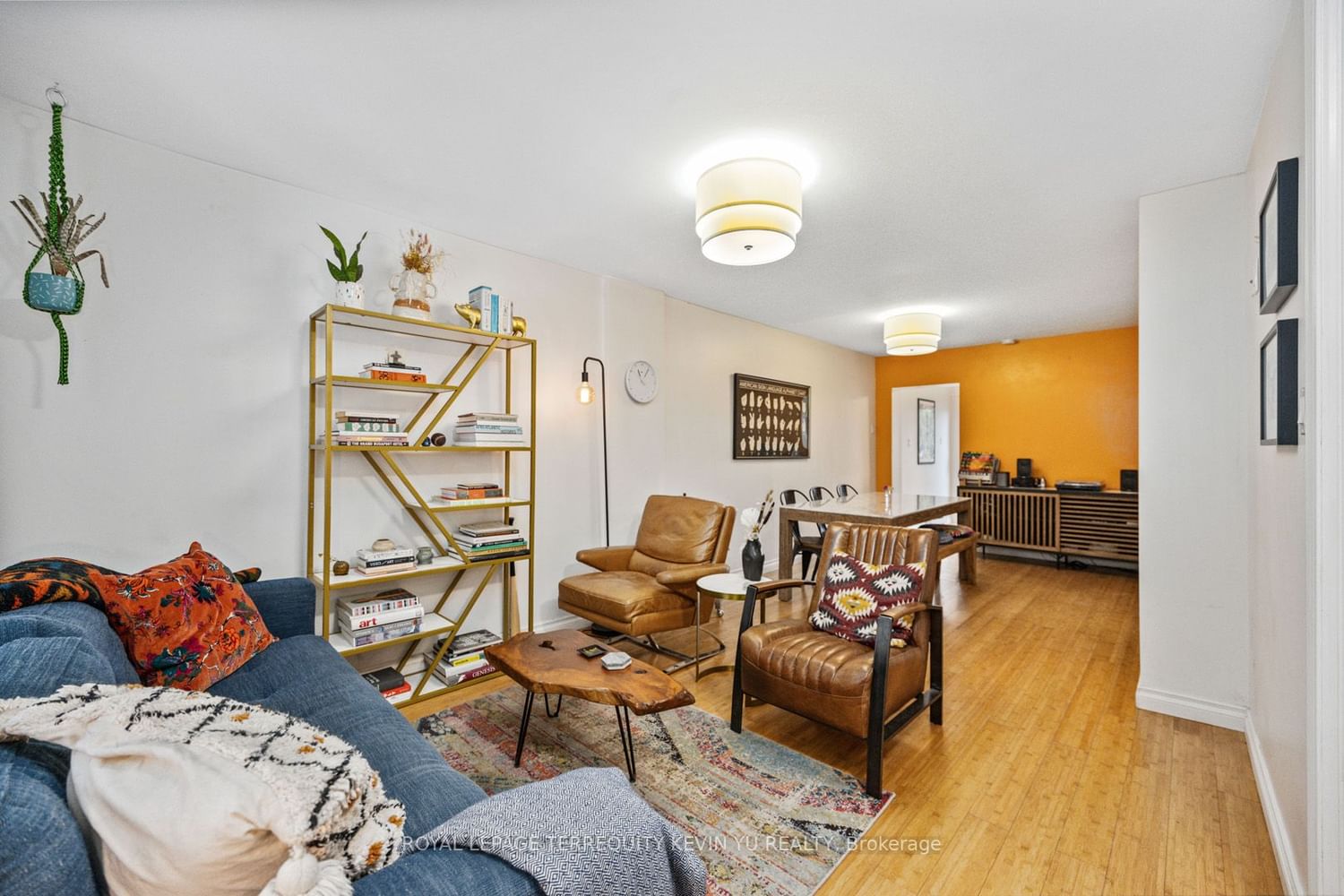 Semi-Detached House sold at 314 Old Weston Road, Toronto, Weston-Pellam Park, M6N 3A4 - MLS: W6809890