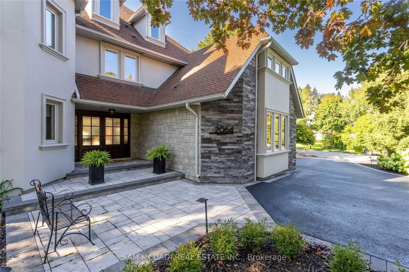 2064 Almira Crt, Mississauga, L5H 4A5 | Image 3