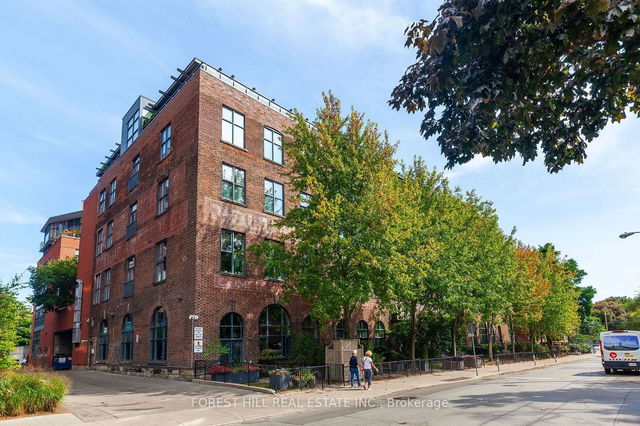 407 - 363 Sorauren Avenue
