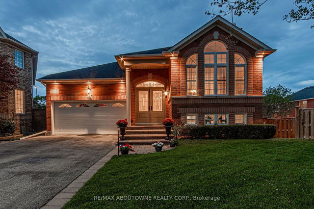 3057 Portree Crescent