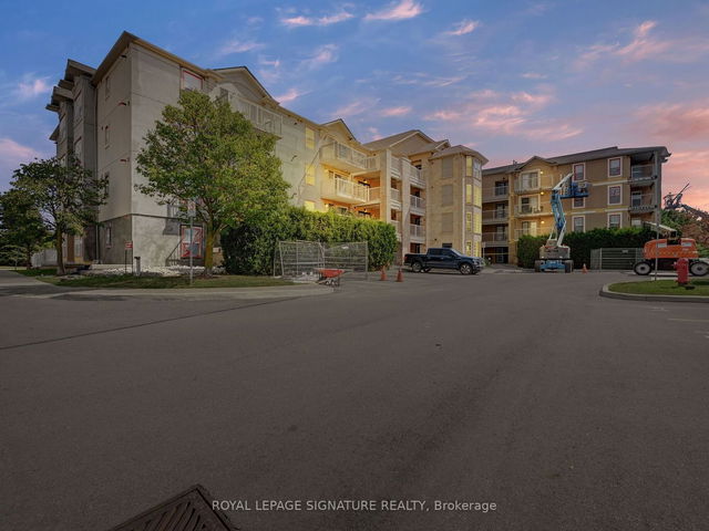 206 - 1440 Bishops Gate