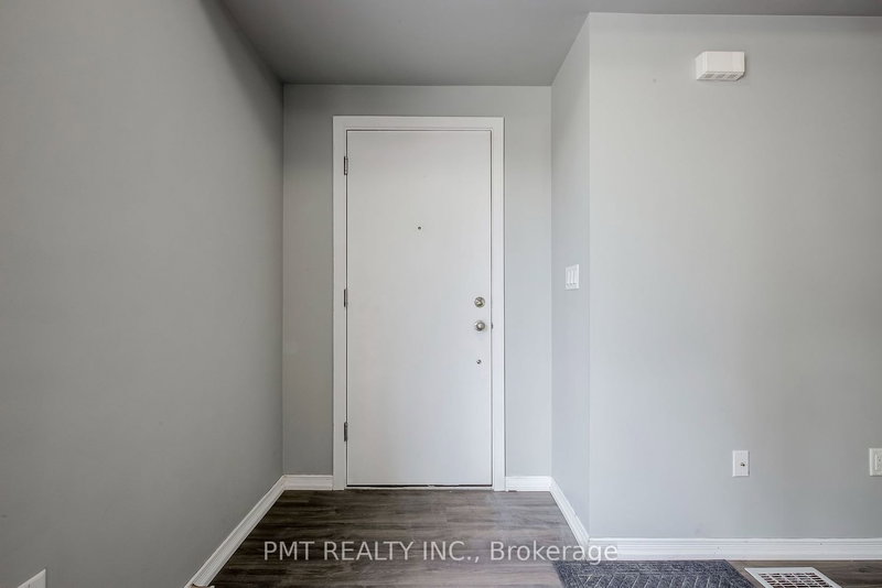 46 - 26 Fieldway Rd, Toronto, M8Z 3L2 | Image 2