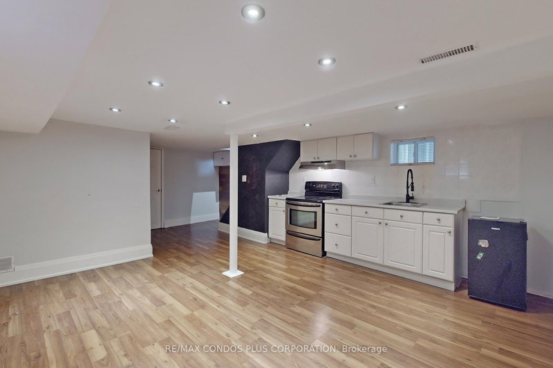 Bsmt - 640 Runnymede Rd, Toronto, M6S 3A2 | Image 3