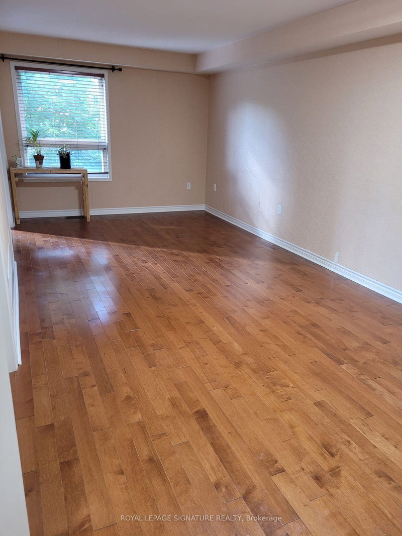 5 - 6035 Bidwell Tr, Mississauga, L5V 3C8 | Image 3