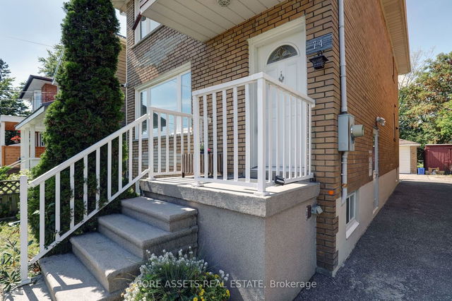 Upper - 74 Thirteenth Street