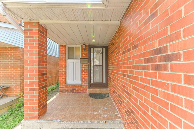 12 Weybridge Trail