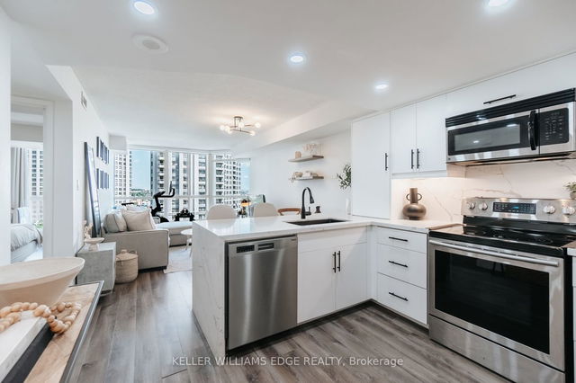 1013 - 55 Kingsbridge Garden Circle