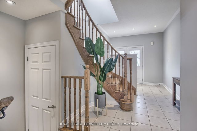113 Huguenot Road