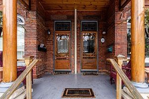 125 Macdonell Avenue