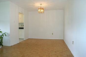 609 - 966 Inverhouse Dr, Mississauga, L5J4B6 | Image 3