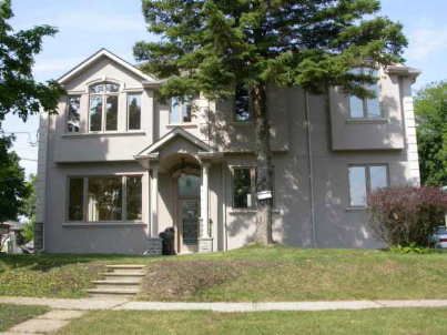 6 Griggsden Ave, Toronto, W | Image 2