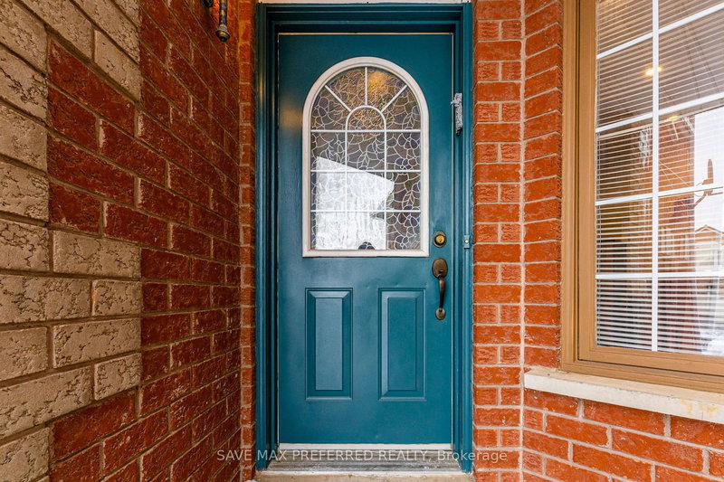 118 White Tail Cres, Brampton, L6Y 5C3 | Image 3