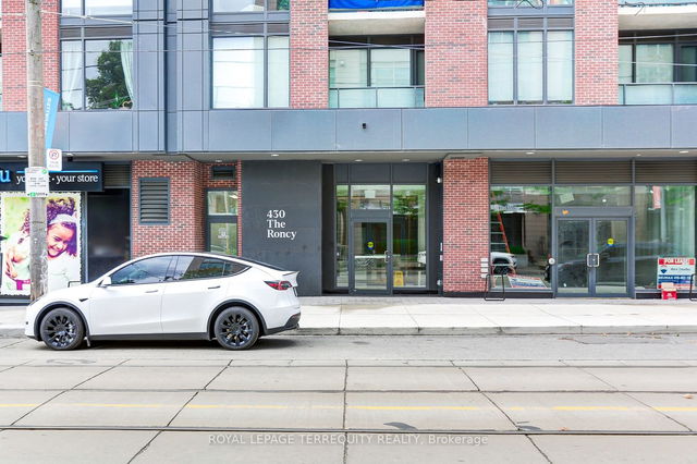 515 - 430 Roncesvalles Avenue