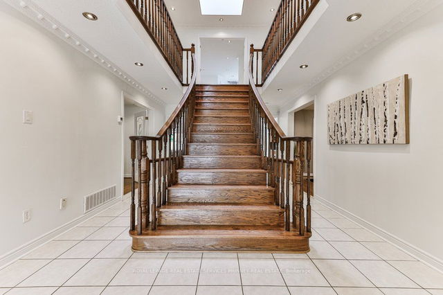 6289 Donway Drive