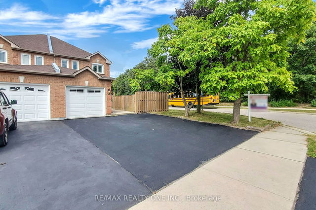20 Mccleave Crescent